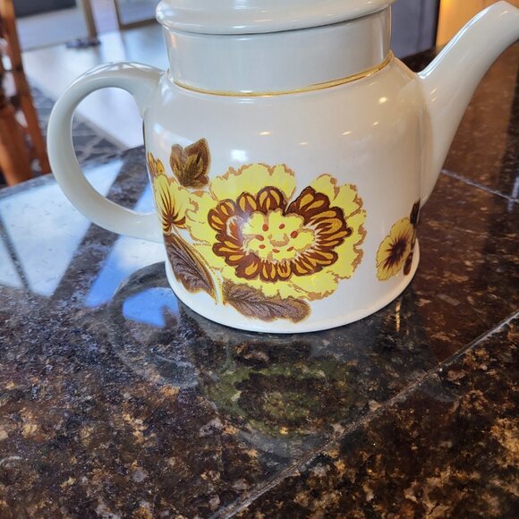 Royal Doulton Lambethware Forest Glen Teapot - Picture 1 of 3